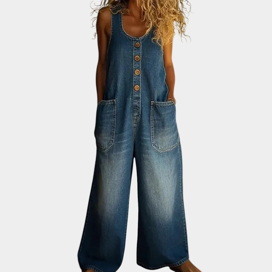 Women's dungarees with a button front, a scoop neckline and side pockets