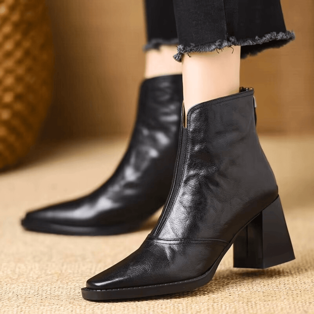 CLAUDIA | LEATHER PRODUCT