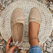 Women's mary jane shoes in Beige